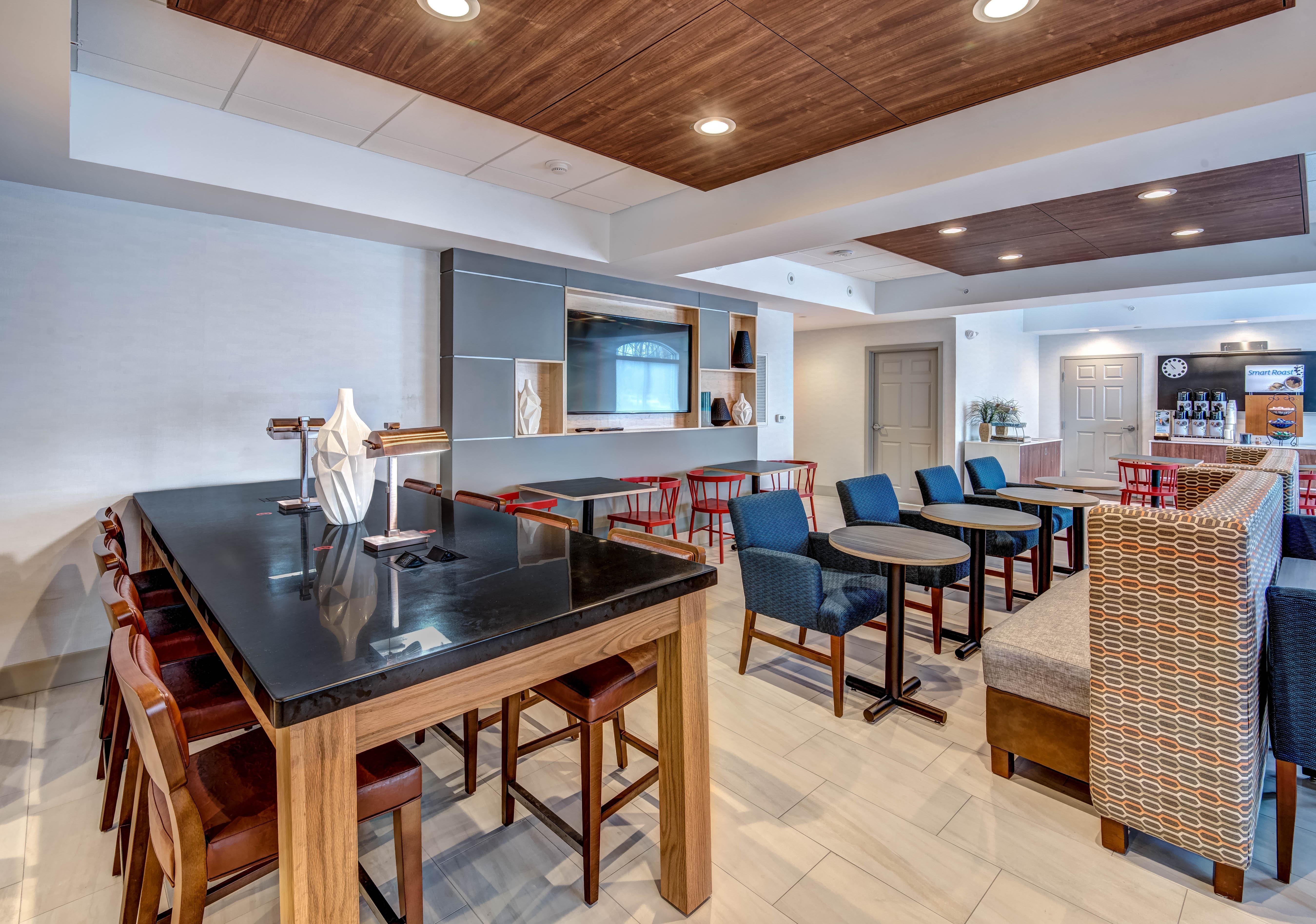 Holiday Inn Express Woodbridge By Ihg Avenel Luaran gambar