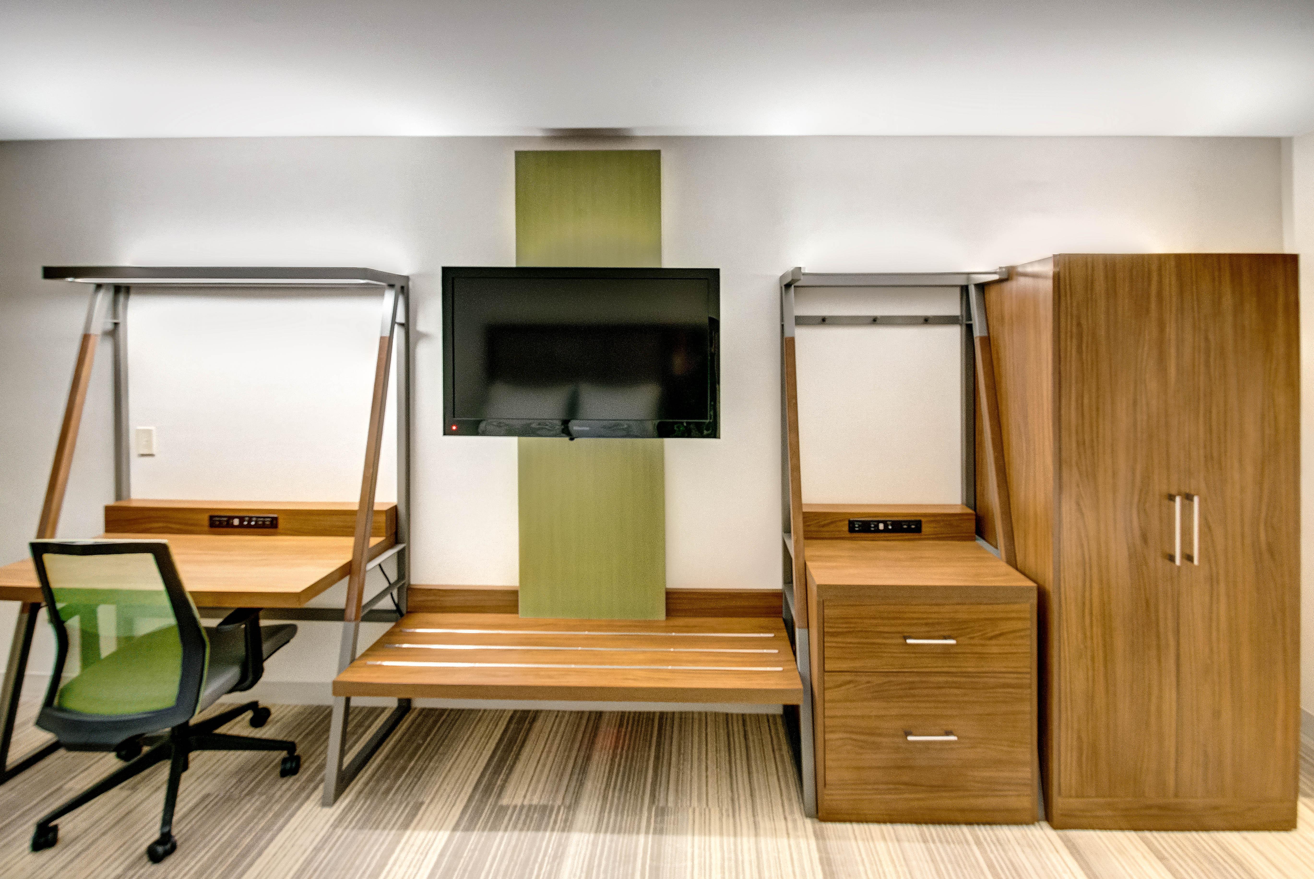 Holiday Inn Express Woodbridge By Ihg Avenel Luaran gambar